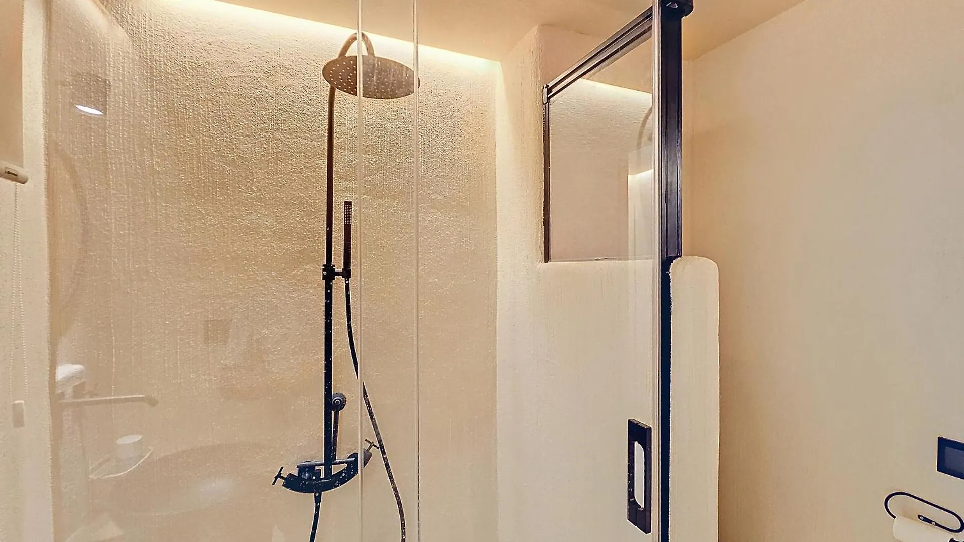 Hanami Apartment Boho Rustic إِستيبونا إسبانيا